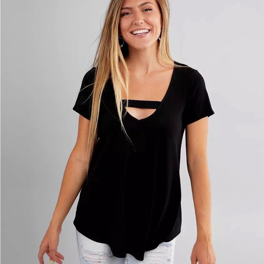 Daytrip Split neck V neck top